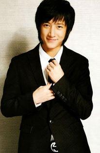 韩庚爆料娱乐圈,韩庚独家爆料，揭开明星背后的真相